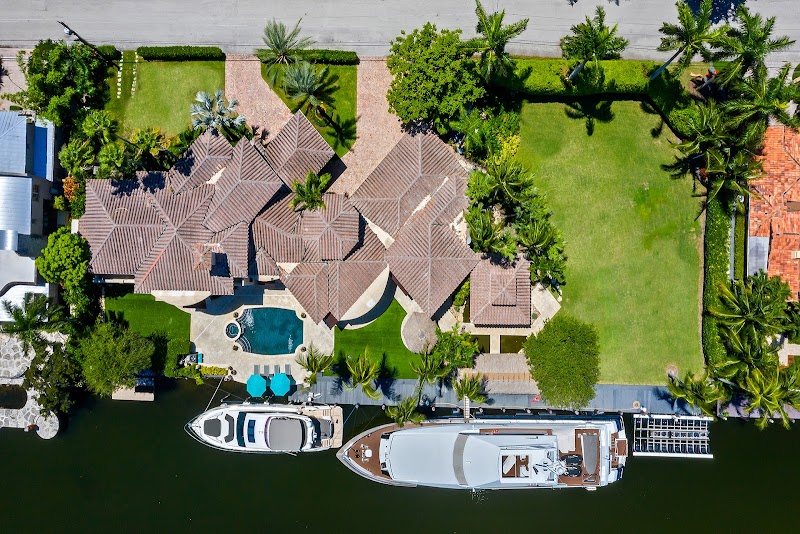 Florida Luxury Homes Group - Debbie Wysocki, Realtor image 4